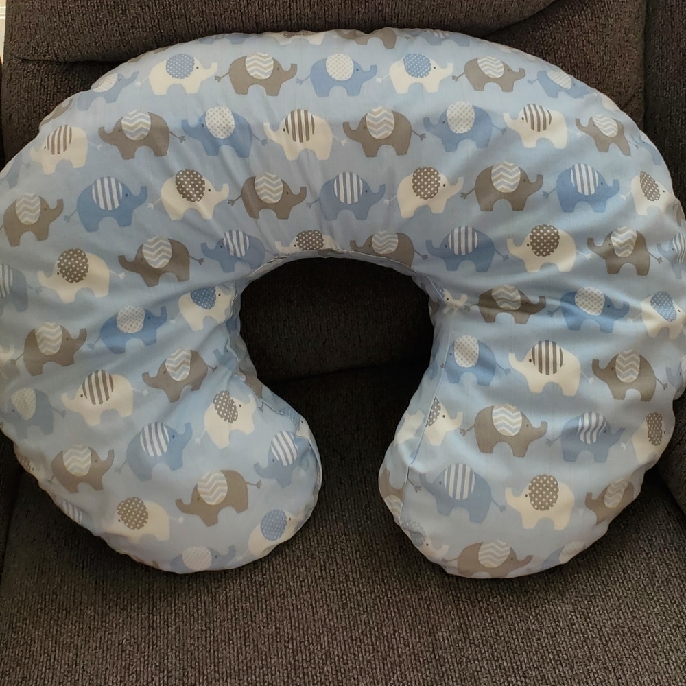 Boppy pillow